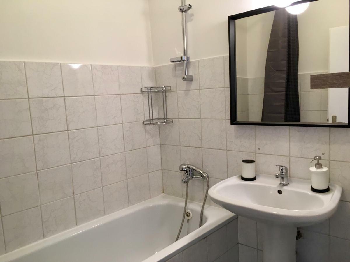 Blu Apartment In Old Town ブラチスラヴァ エクステリア 写真