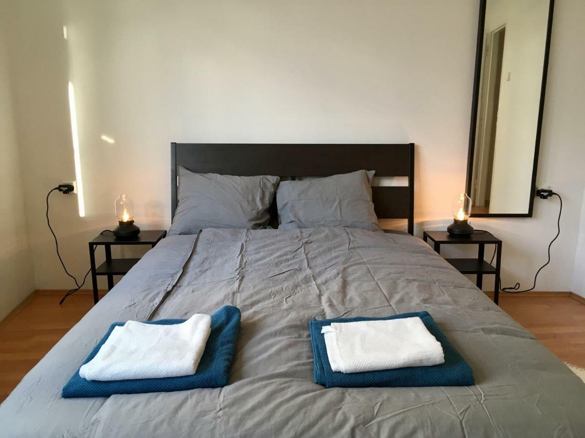 Blu Apartment In Old Town ブラチスラヴァ エクステリア 写真