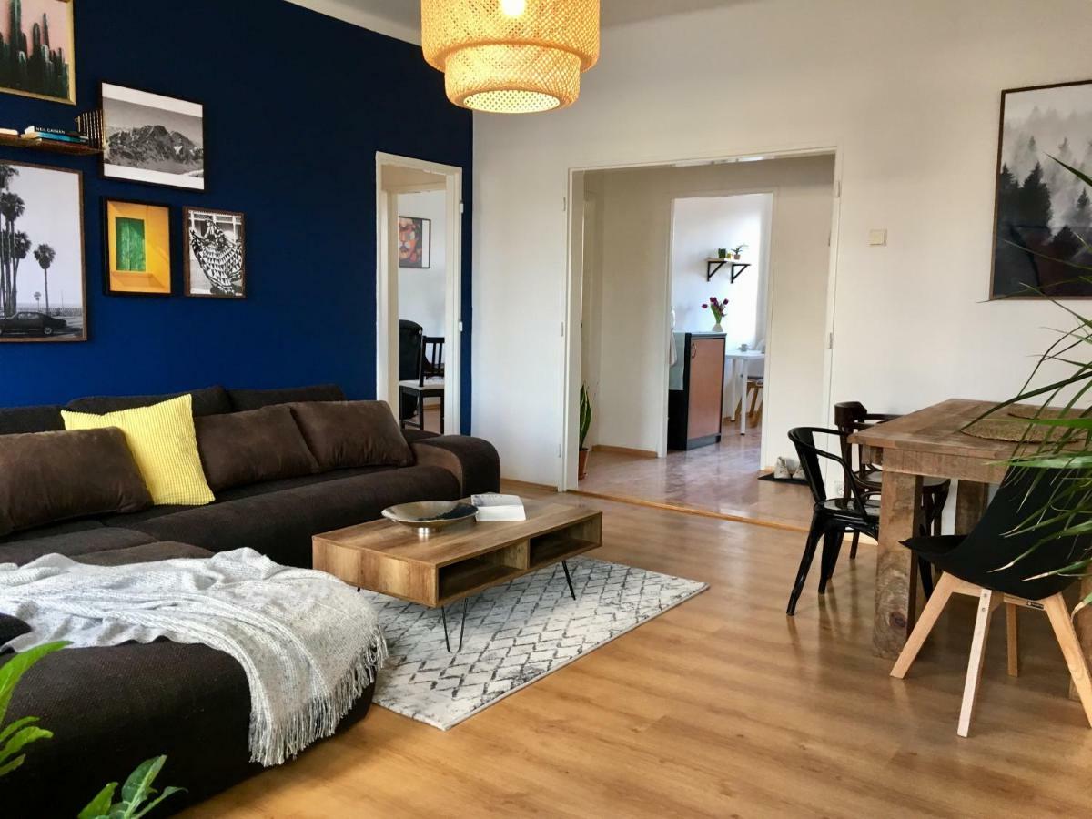 Blu Apartment In Old Town ブラチスラヴァ エクステリア 写真
