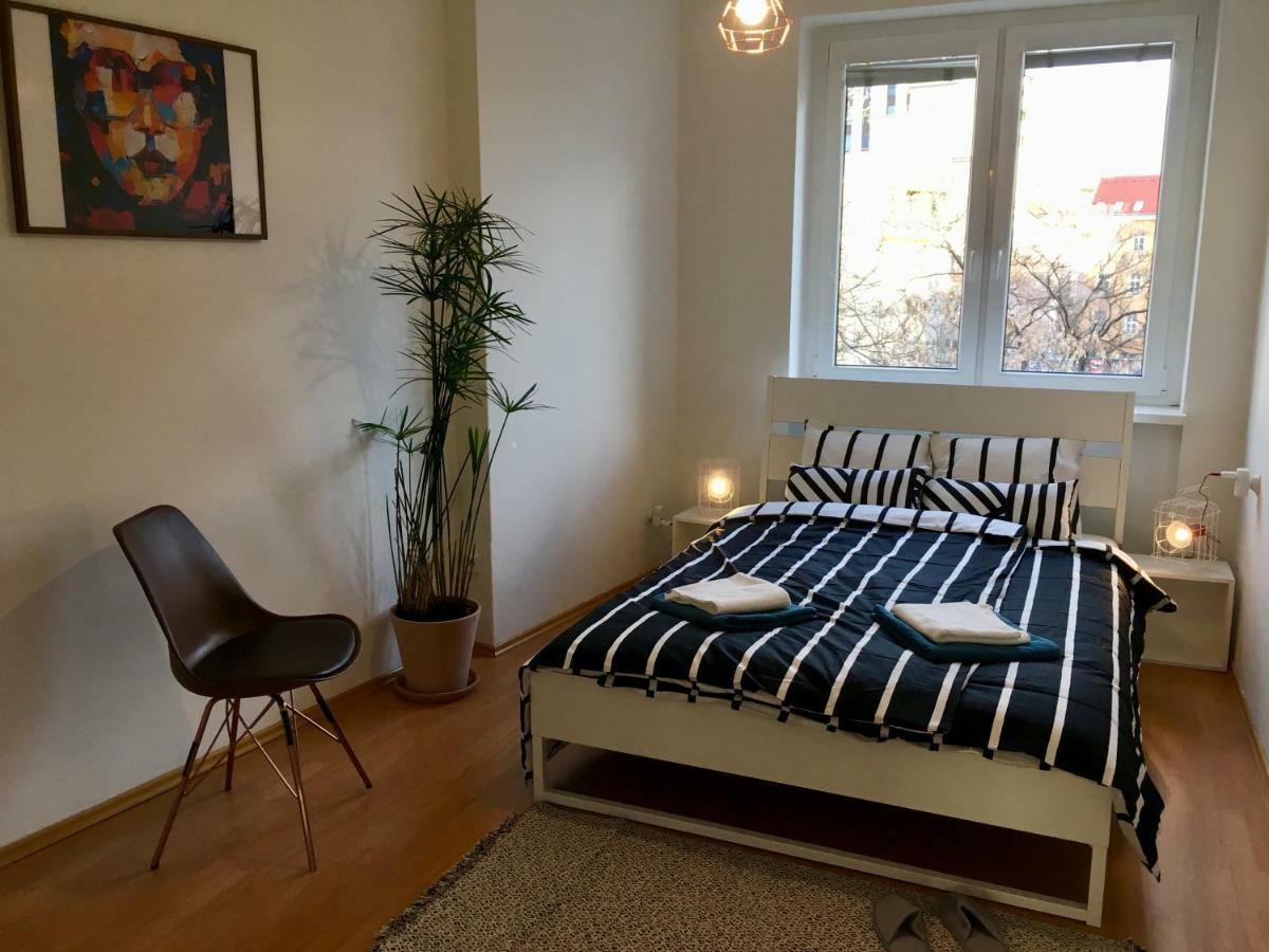 Blu Apartment In Old Town ブラチスラヴァ エクステリア 写真